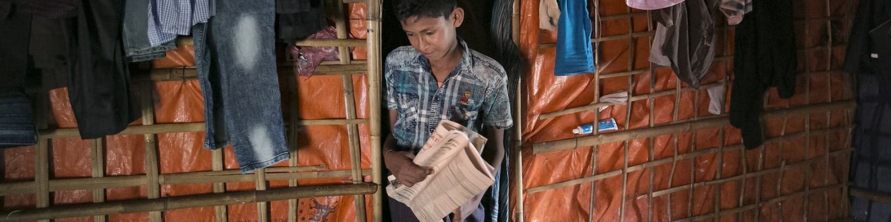 bambino-rohingya-in-tenda