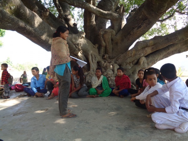 adolescenti in nepal