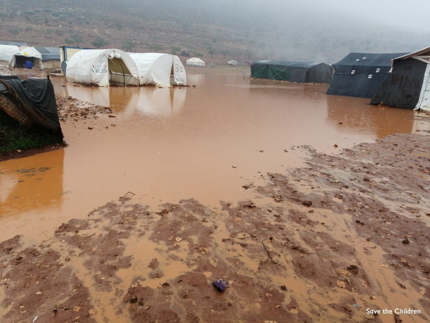 Gravi Alluvioni In Siria Bambini In Condizioni Drammatiche Save The