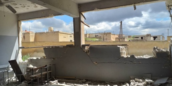 scuola bombardata e ridotta in macerie, Siria, Idlib