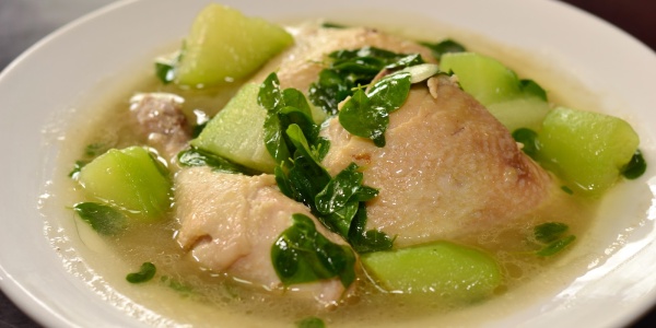 tinolang manok dalle Filippine
