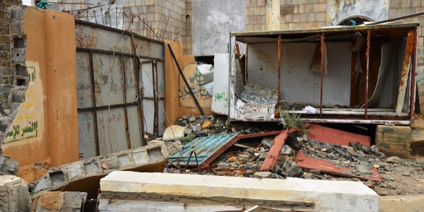 Edificio crollato Yemen